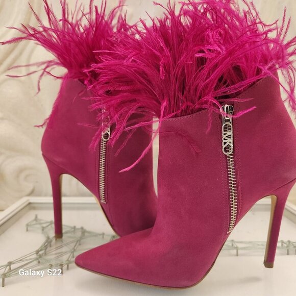 Michael Kors "Whitby" Fushia Booties. NIB. Size 5.5. Customer Return. - Picture 6 of 11